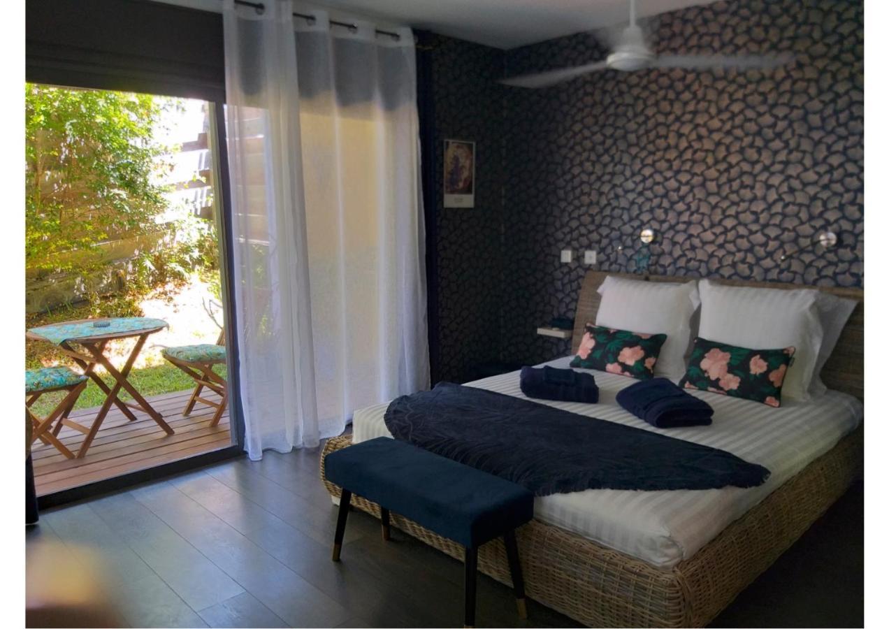 Suite Indigo Jacuzzi Prive Piscine Vue Mer Acces Cuisine Laverie Saint Pierre Exterior photo